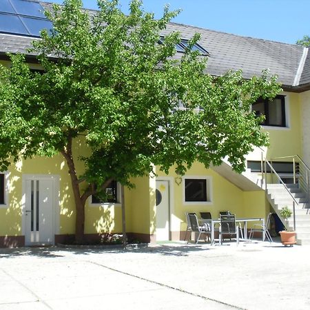 Peterseil'S Radl Zimmer Mauthausen Esterno foto