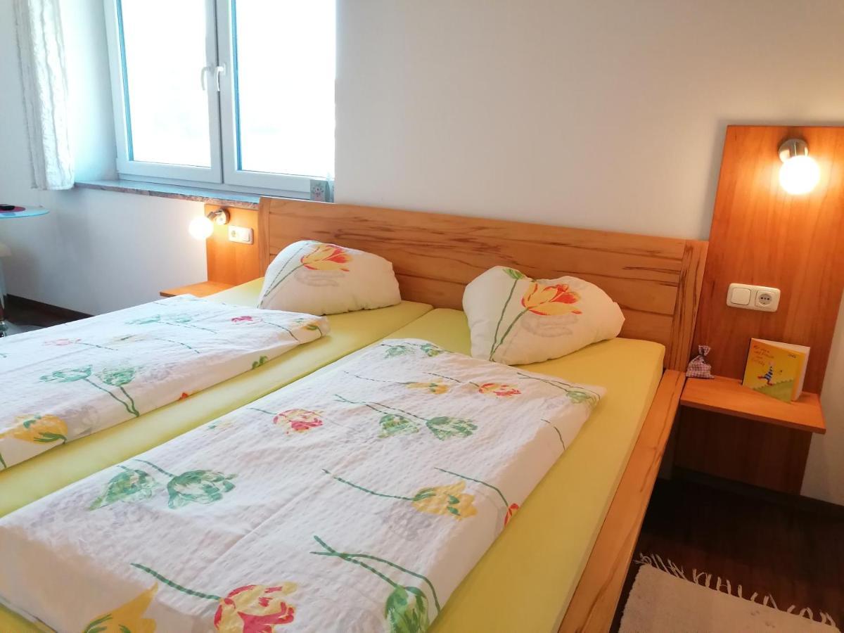 Peterseil'S Radl Zimmer Mauthausen Esterno foto