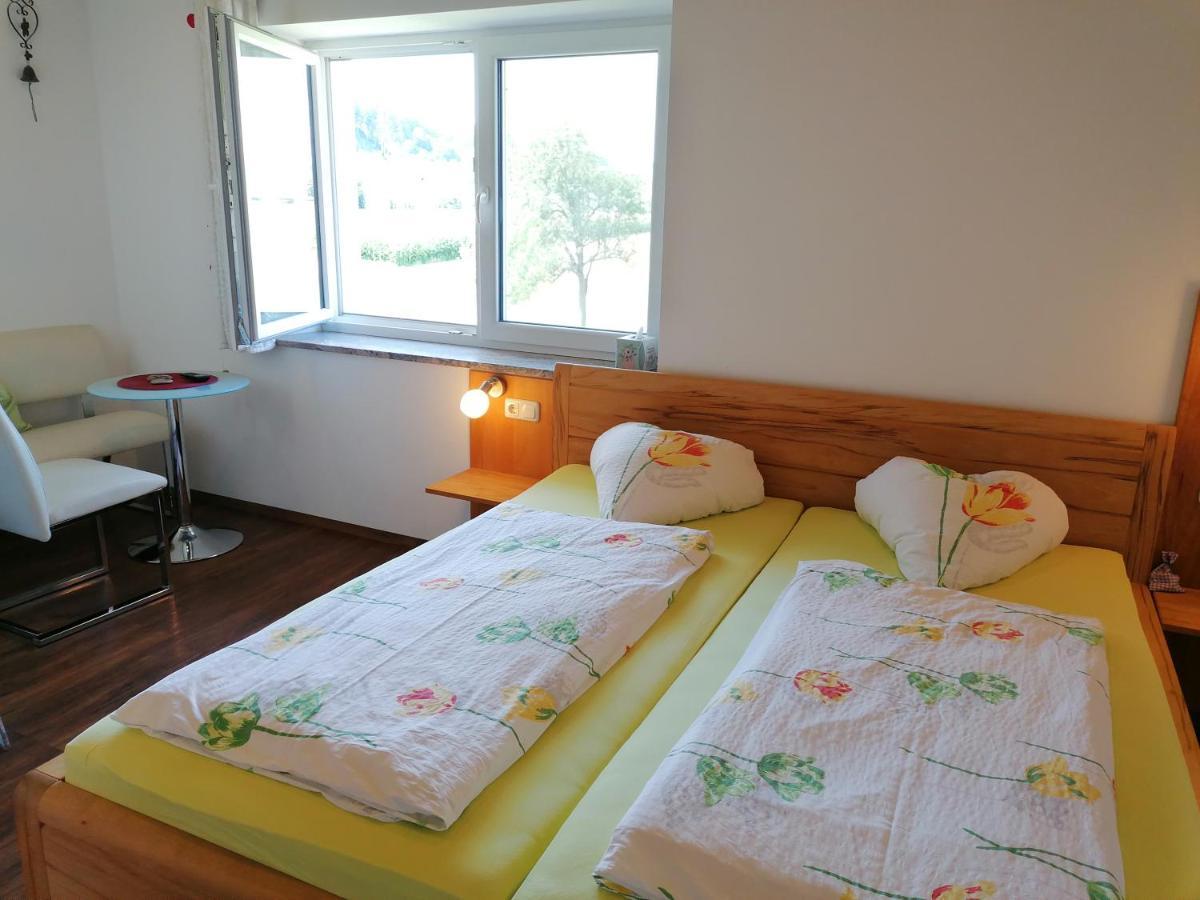Peterseil'S Radl Zimmer Mauthausen Esterno foto