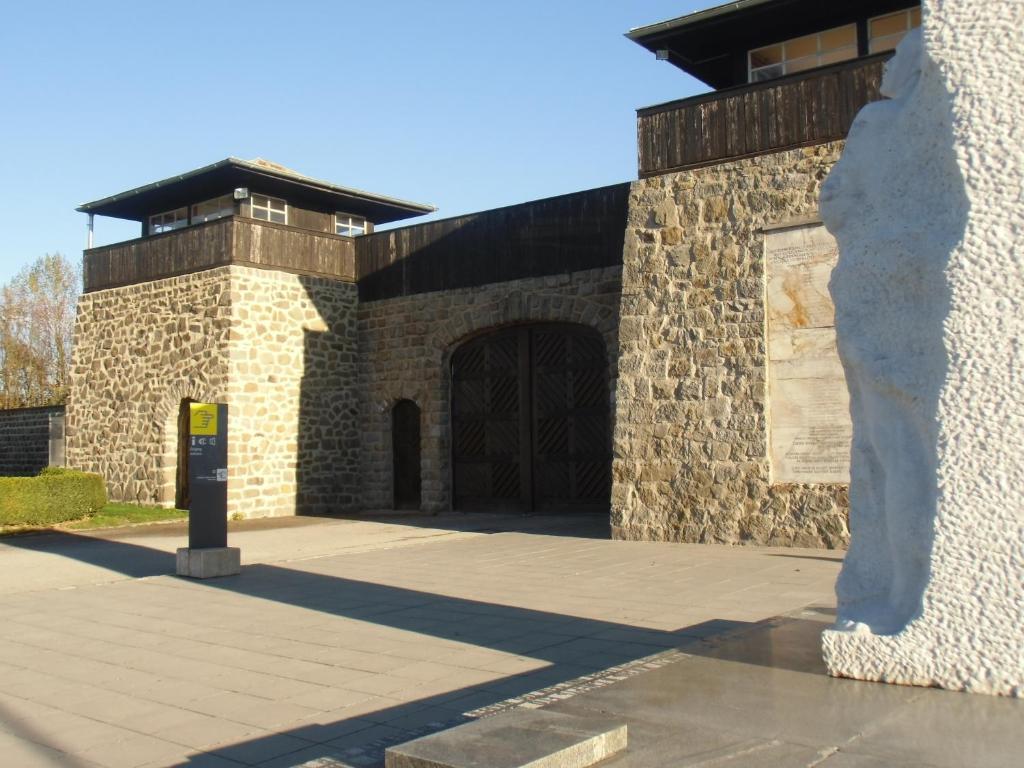 Peterseil'S Radl Zimmer Mauthausen Esterno foto